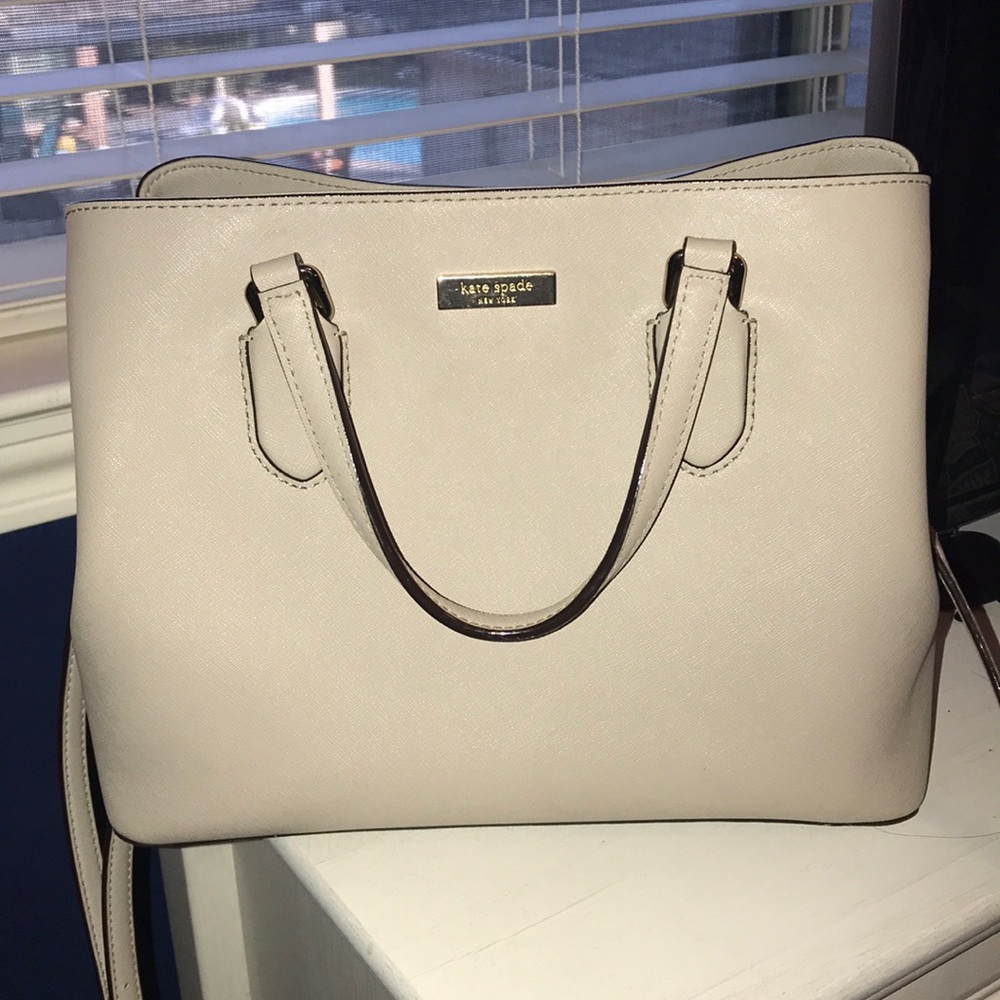 Kate Spade Purse - Picture 1 of 6